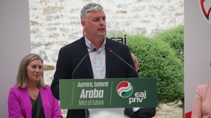 Aiarako EAJk hobari fiskalak berreskuratzea proposatu du etxebizitzak birgaitzeko eta gutxiago kutsatzen duten ibilgailuak sustatzeko