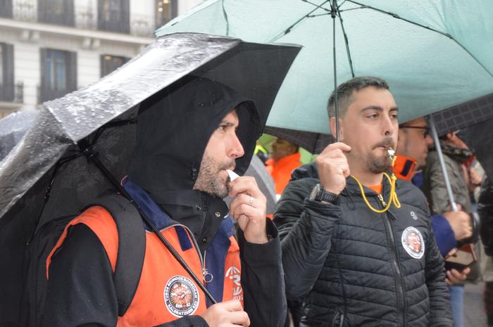 Tubos Reunidoseko langileek  13 1772795044125