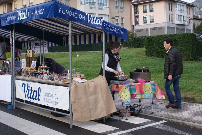 Baserri azoka ospatu dute Ok 16 1679904075884