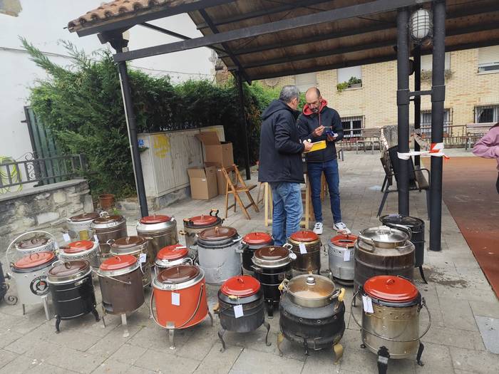 Jende ugarik parte hartu du  15 1761570502736