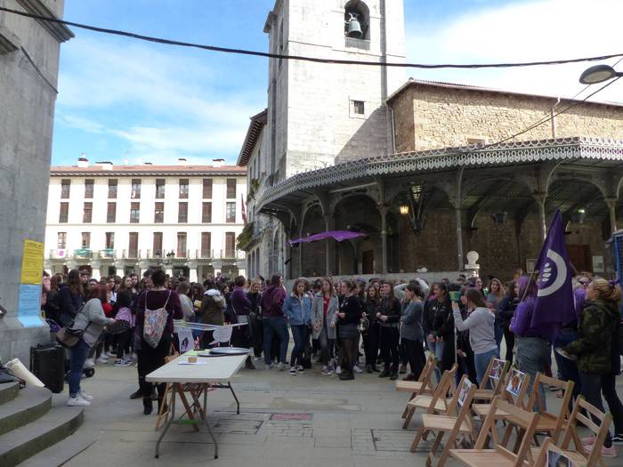 Greba feministaren goizeko t 75 1520512440963