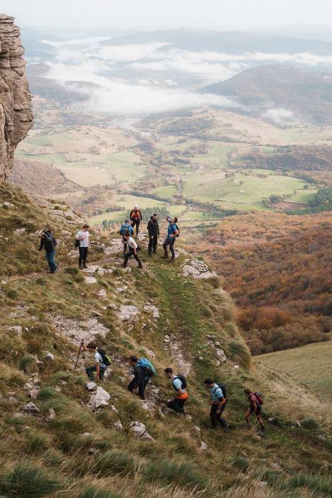 Gorobel Ibilaldiak ehuna men 49 1762257280233