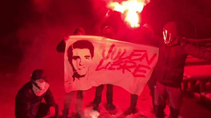 Julen Ibarrolaren egoera salatzeko bideoklipa sareratu du Habemus Papam taldeak