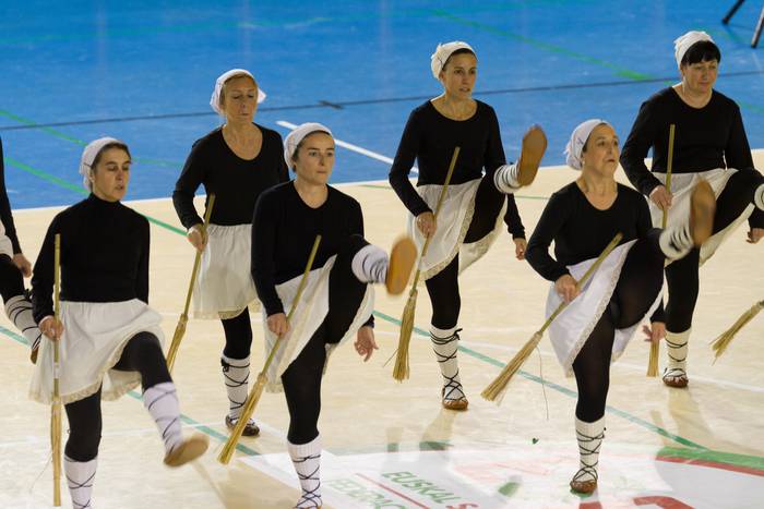 Itxarkundiak ehunka lagun ba 83 1513679132694