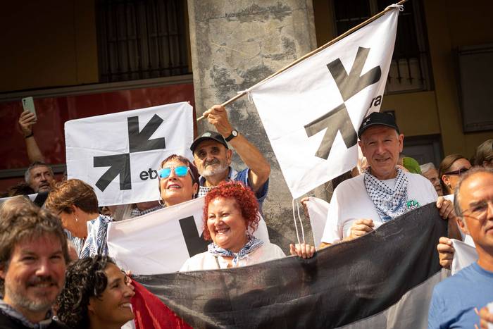 Festa-giro goria piztu du La 66 1755257062934